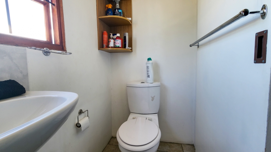 To Let 5 Bedroom Property for Rent in Claremont Western Cape